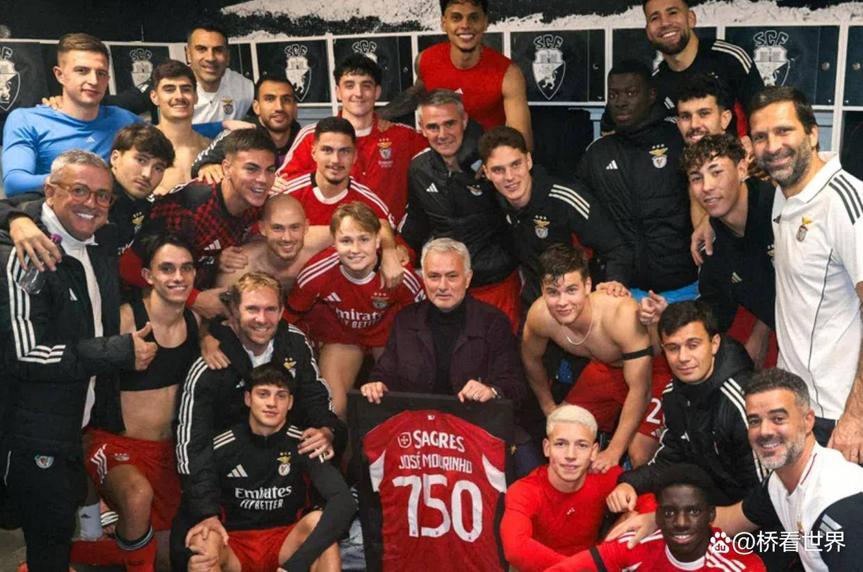 穆里尼奥更衣室收获惊喜礼物？昔日水货谁竟逆袭成中场核心？